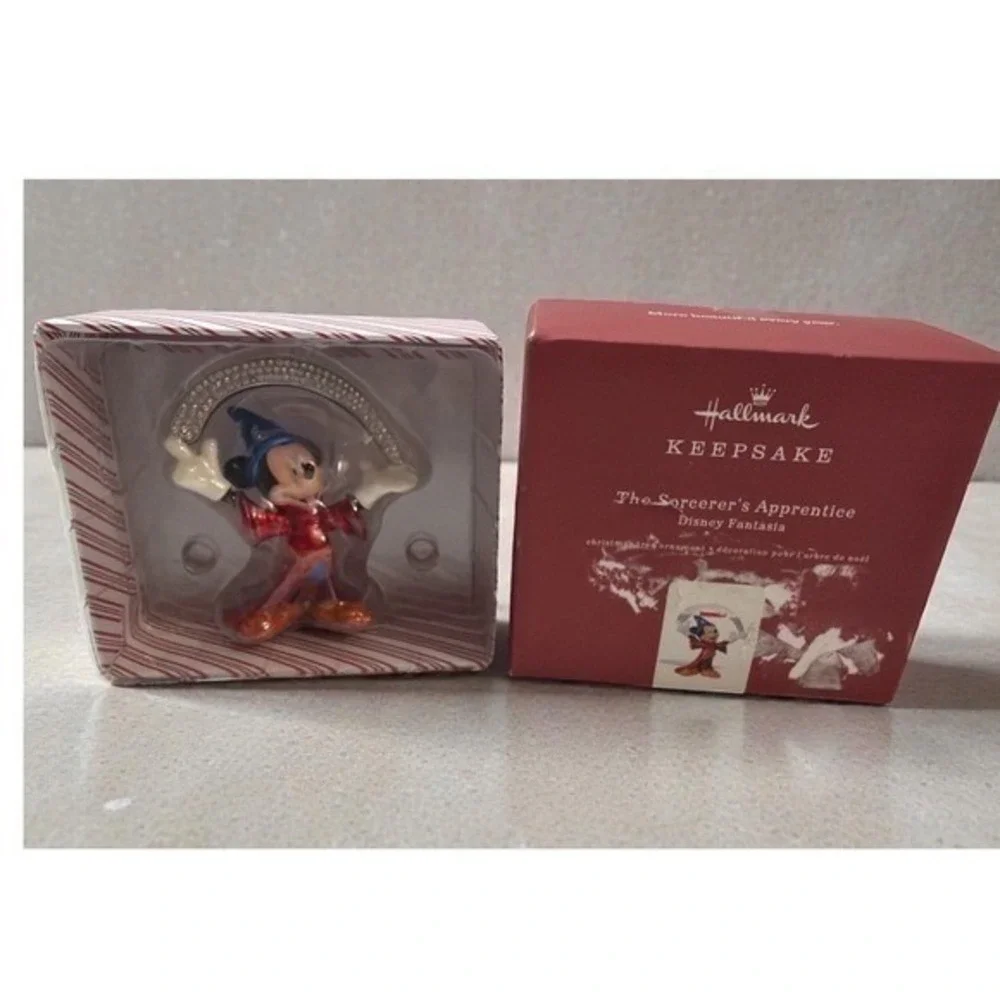 Hallmark Keepsake Sorcerers Apprentice Mickey Mouse Ornament Disney in Box